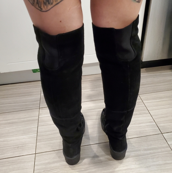 Over the knee suade boots - Picture 9 of 11